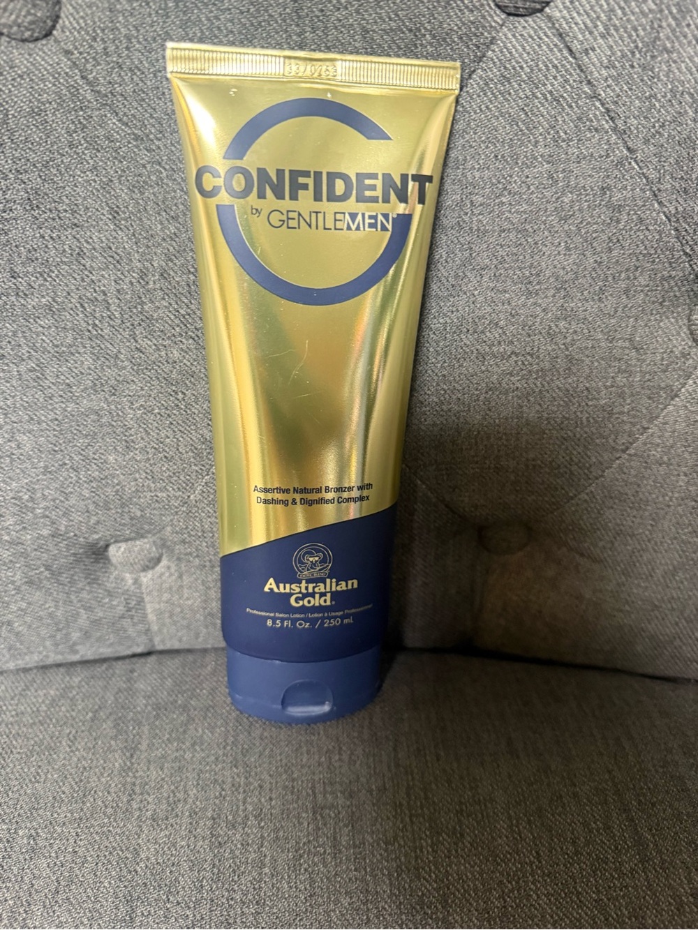 Confident by Gentlemen Bronzer - Gold/Blue